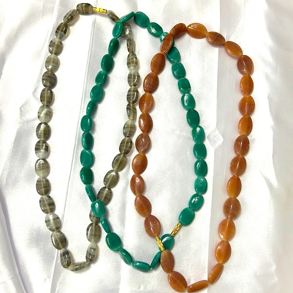 Handmade flat bead necklace - Set of 3 - Picture 2 of 4